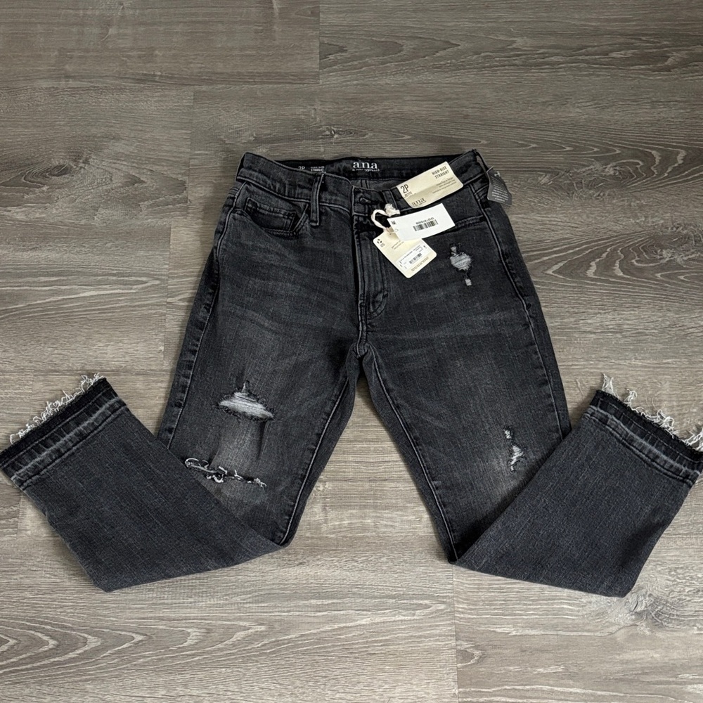 a.n.a Women's Black Straight Leg High-Rise Jeans
